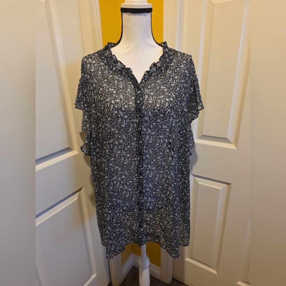 PLEIONE BLUE FLORAL BUTTONED TOP, SIZE 3X